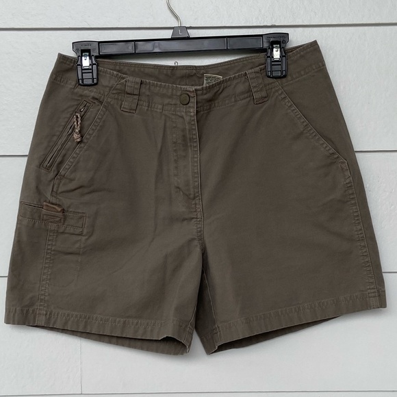 L.L. Bean Pants - LL Bean Brown Hiking Cargo Shorts Size 8 EUC